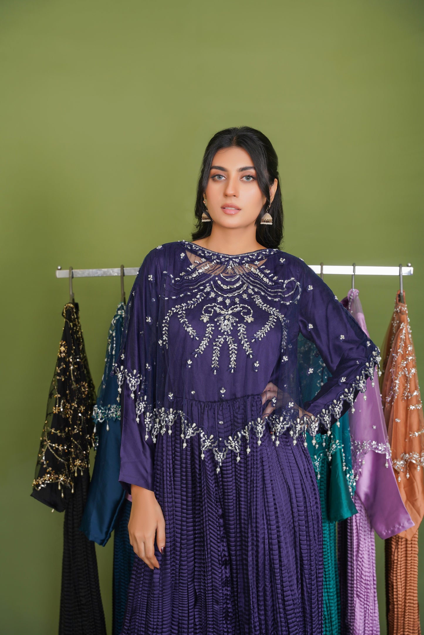 Drape Yourself in Bold Elegance with the Viora Luxe Majestic Capes