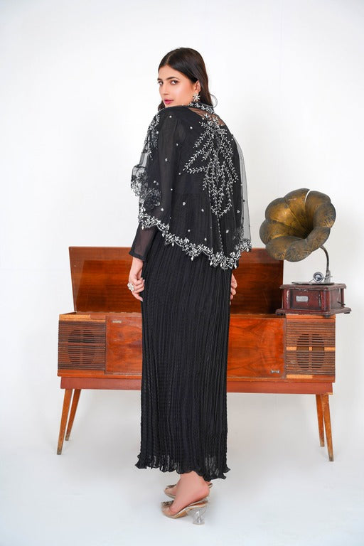 Step into regal elegance with our Majestic Long Tail Cape paired with a stunning Black Crush Maxi